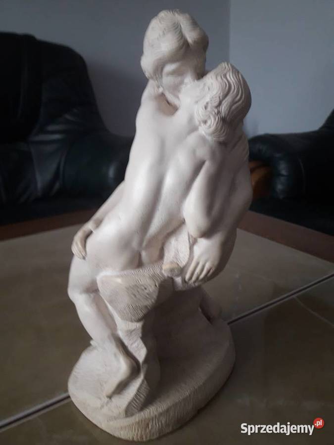 Rzeżba Pocałunek August Rodin lubelskie Janów Lubelski