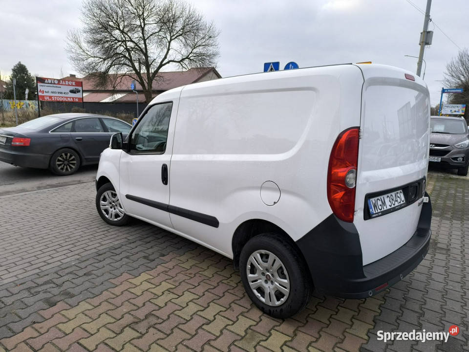 Fiat Doblo 16 MultiJet 105 L1H1 Klima Salon welurowa tapicerka