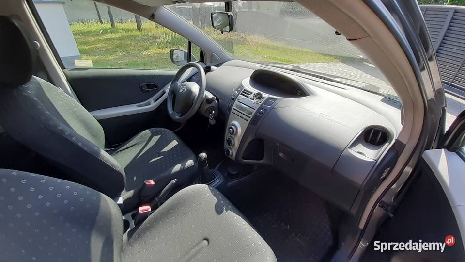 Toyota Yaris Pierwszy Właściciel sprzedam