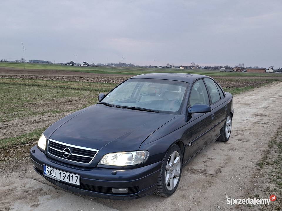 Opel Omega B FL 32 LPG 2001r nieuszkodzony łódzkie Rękoraj