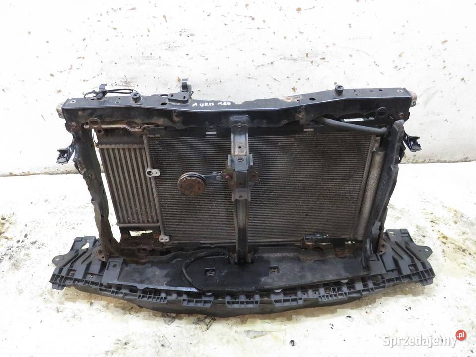 PAS PRZEDNI CHŁODNICE AURIS II 14 D4D 160400N200