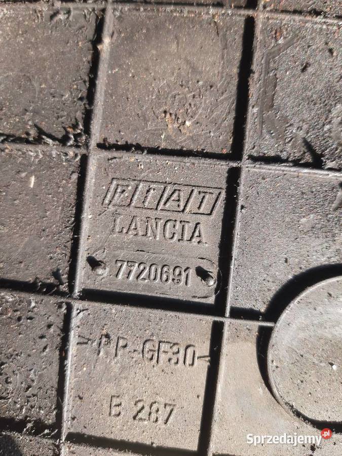 Fiat Uno Tempra Tipo 14 spi 7720691 obudowa osobowe Ksawerów