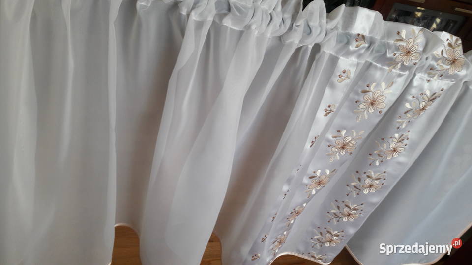 Woal zazdrostka biała atłasowe pasy 298 x 58