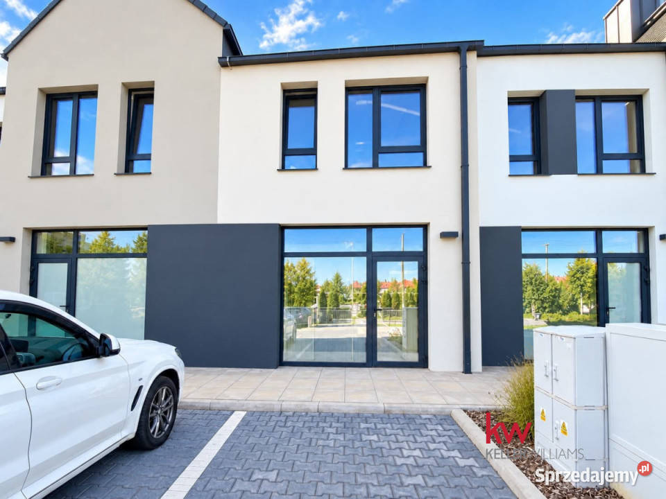 Lokal 725m2 Plewiska Kminkowa