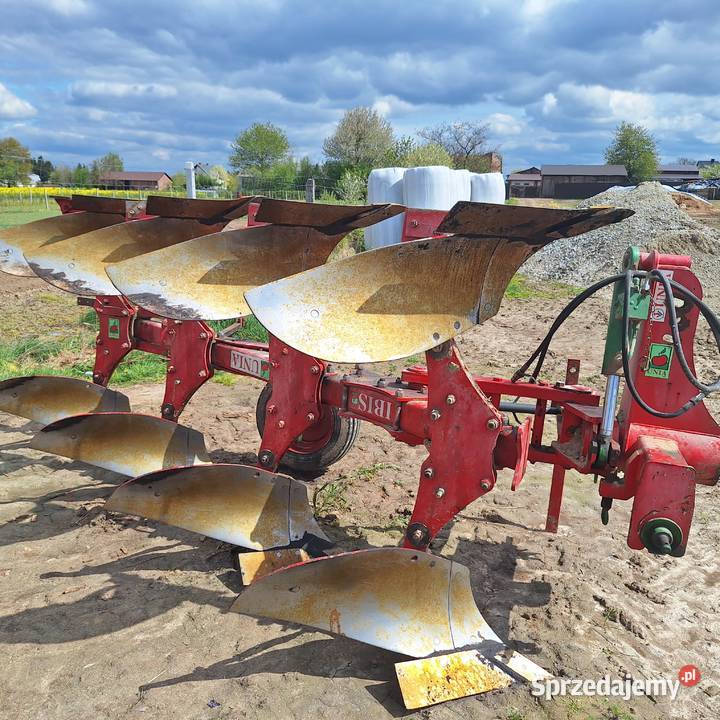 Pług obrotowy unia 4 skibowy lubelskie Rudnik Szlachecki