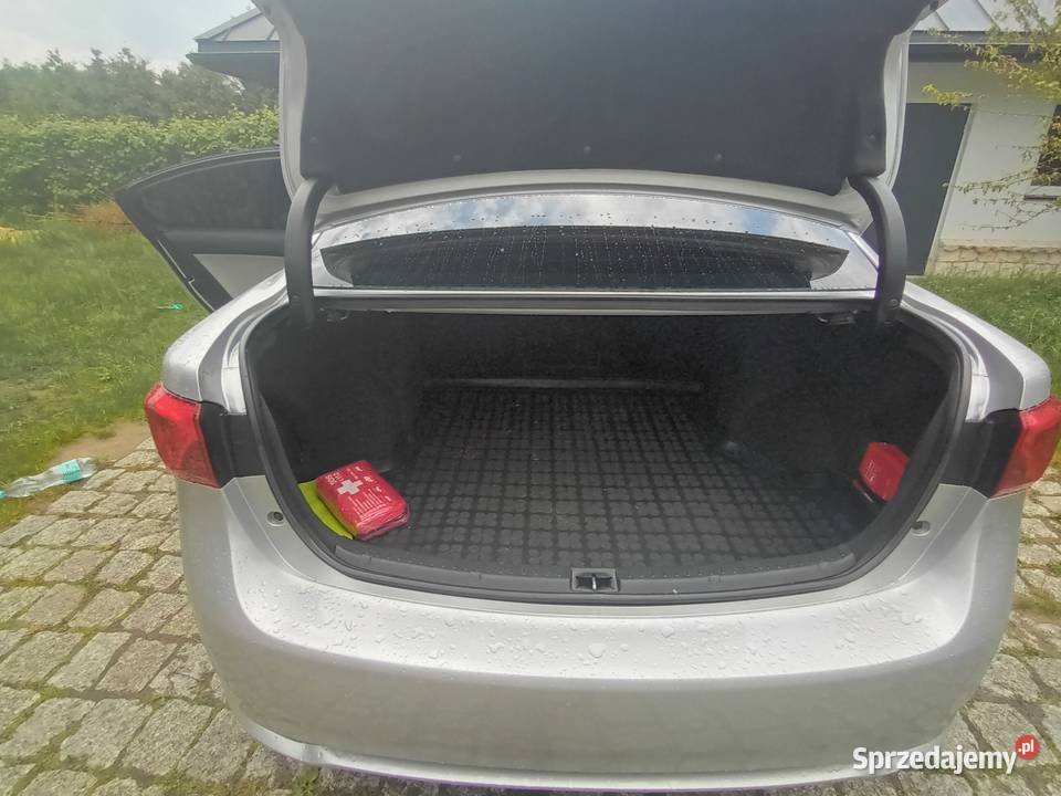 Toyota Avensis 20 diesel 2015 250000km lubelskie Mieczysławka