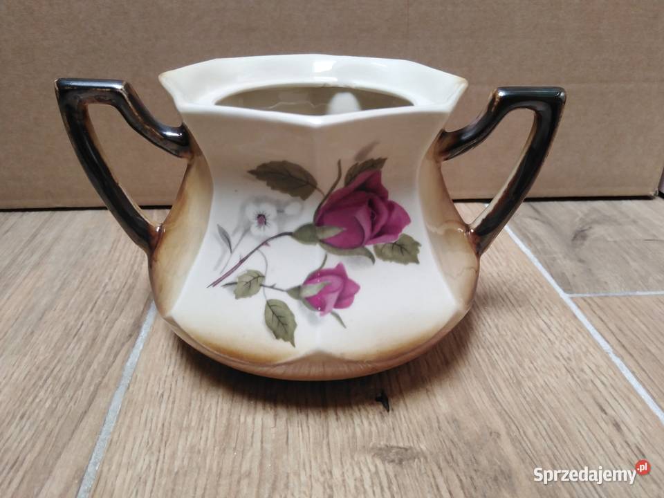 Cukiernica z różą Nowa Karczma sprzedam