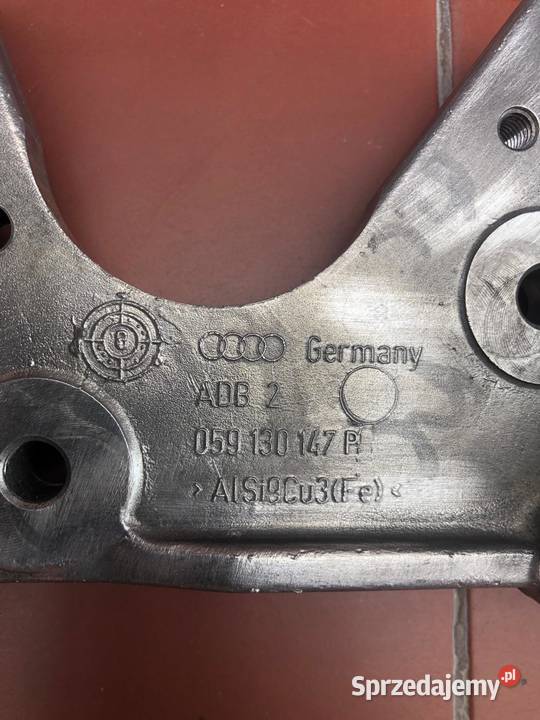 ŁAPA mocowanie pompy wtryskowej Audi A5 30 TDI Mosina