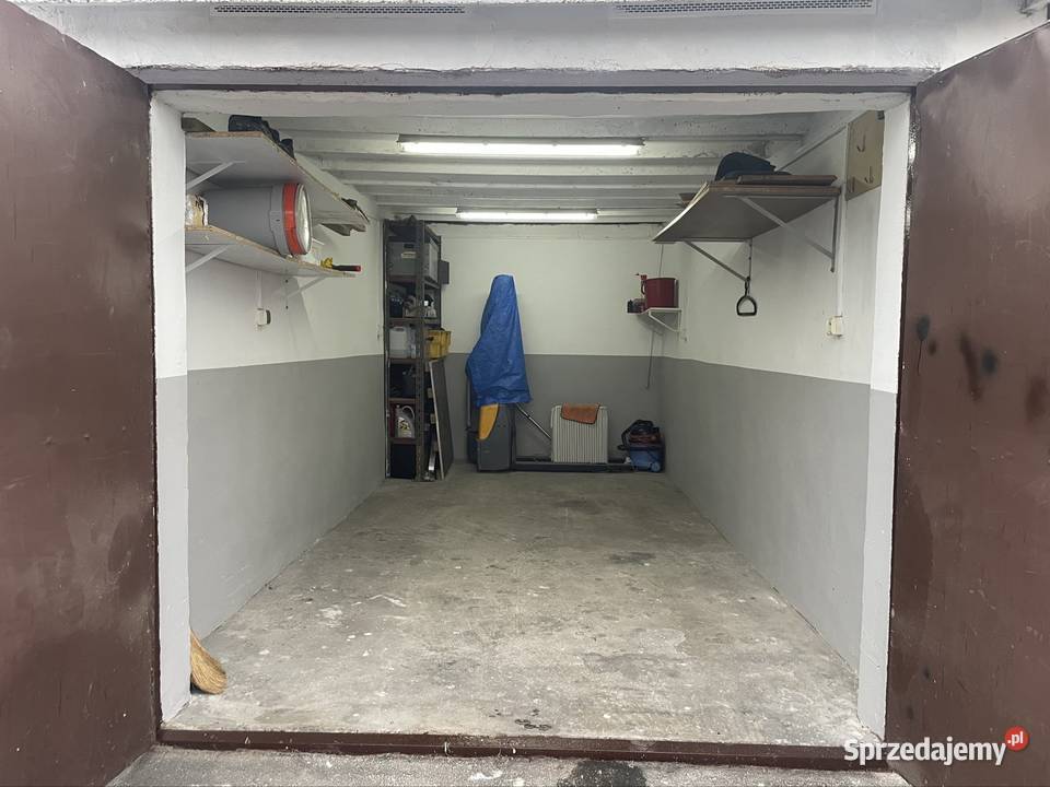Garaż Legnica Piekary C na piętrze sprzedam