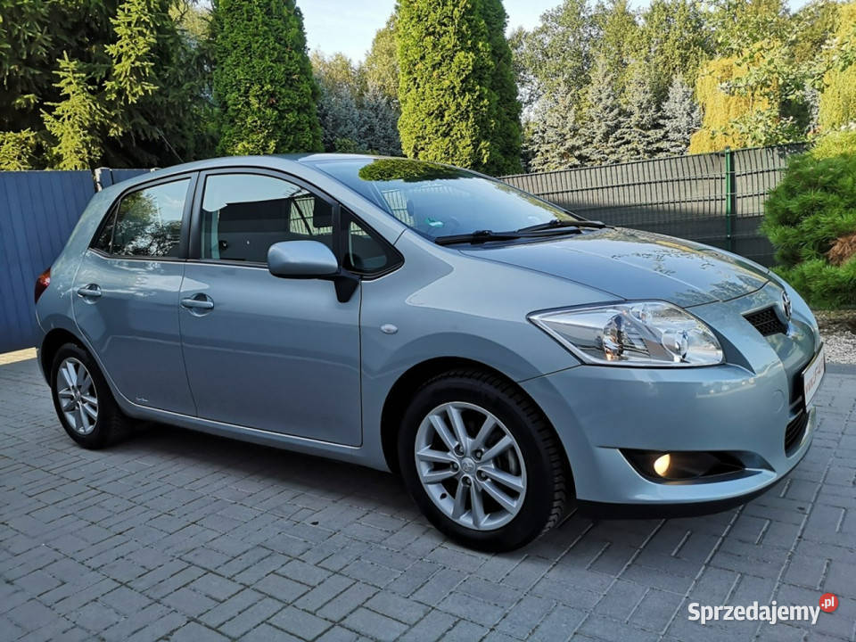 Toyota Auris 133 Benzyna 101 Klimatronik LIFT Rok produkcji 2010 Auris Strzegom