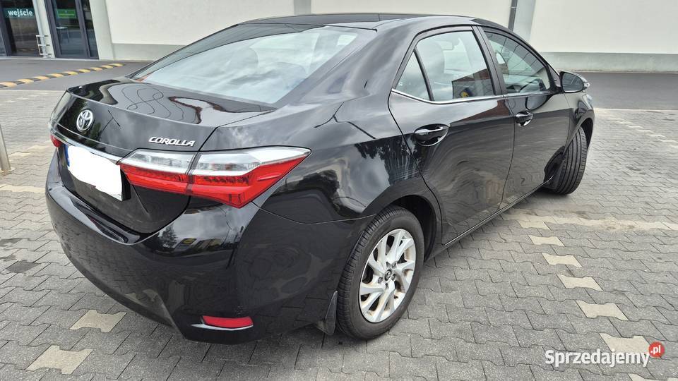 Toyota Corolla 16 Sedan 2018 pierwsza mazowieckie Piaseczno sprzedam