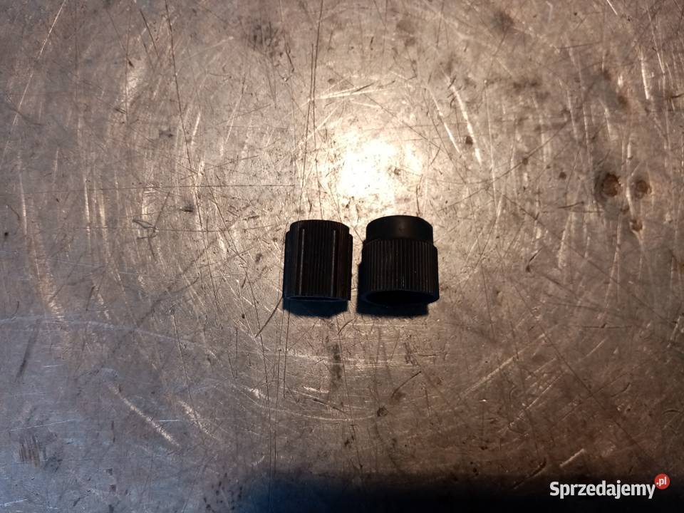 Korki Zaśtepki zaworków klimatyzacji 2 osobowe sprzedam