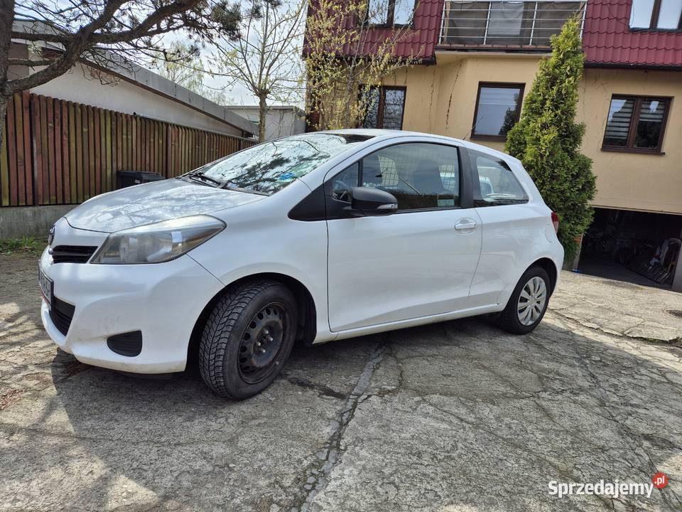 Toyota Yaris Van CD Warszawa sprzedam