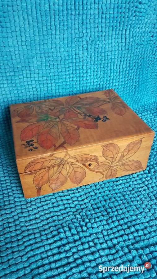 szkatułka drewniana zdobiona Białogard