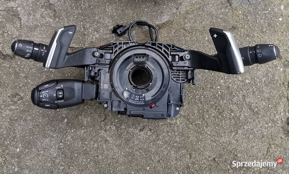 Lampy tylne Peugeot 3008 II 20162020 2 w klapkę Krotoszyn sprzedam