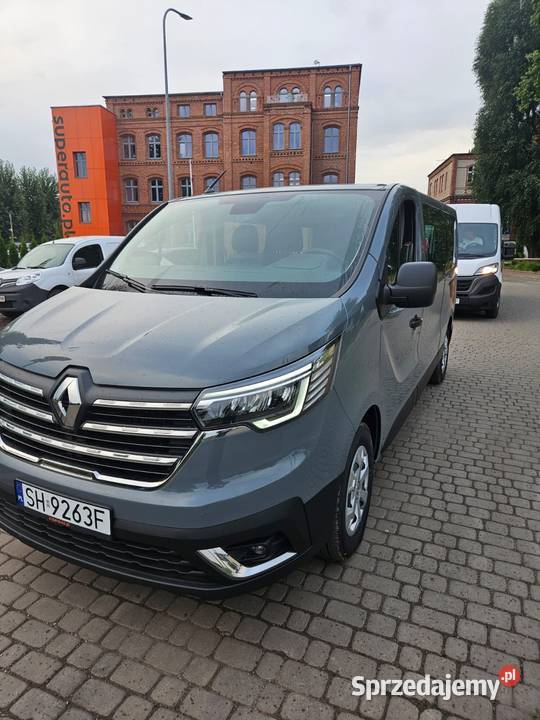 RENAULT Trafic Blue dCi 150 Euro 6 Trafic Kombi Warszawa
