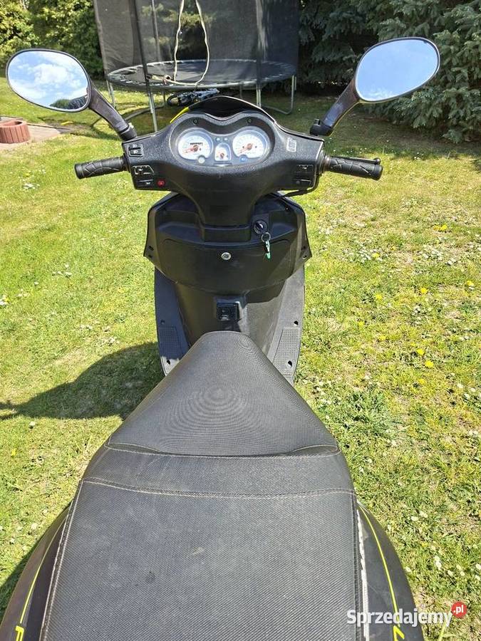 SPRZEDAM SKUTER BARTON FALCON 125 4T Rok produkcji 2015 Wszachów