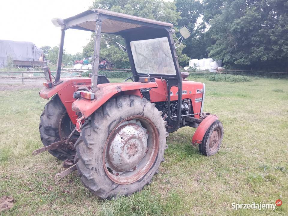 MF 235 255 ursus Napęd 2x4 Szamoty sprzedam