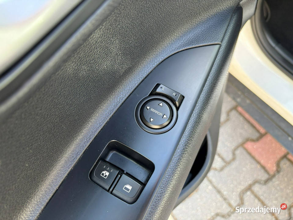 Kia Stonic 10 120 Kamera cofania CarPlay benzyna Lipówki