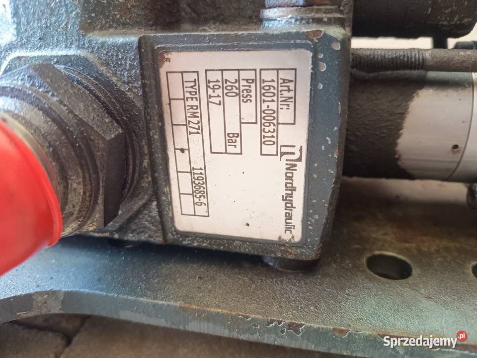 Zawór hydrauliczny 1601006310 Typ RM271 11936856 Pozostałe Staszów