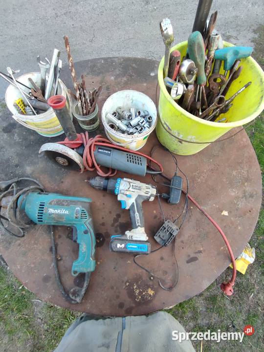 Sprzedam elektronarzędzia i klucze Brzeźno