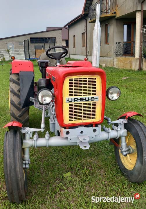 Ciągnik c330 Kutno sprzedam