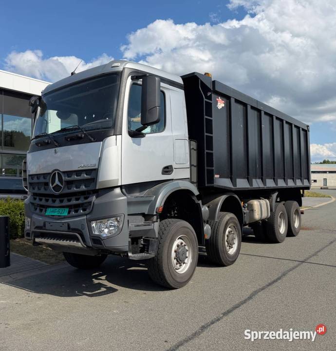 Wywrotka 8x8 Mercedes 28088kg Warszawa