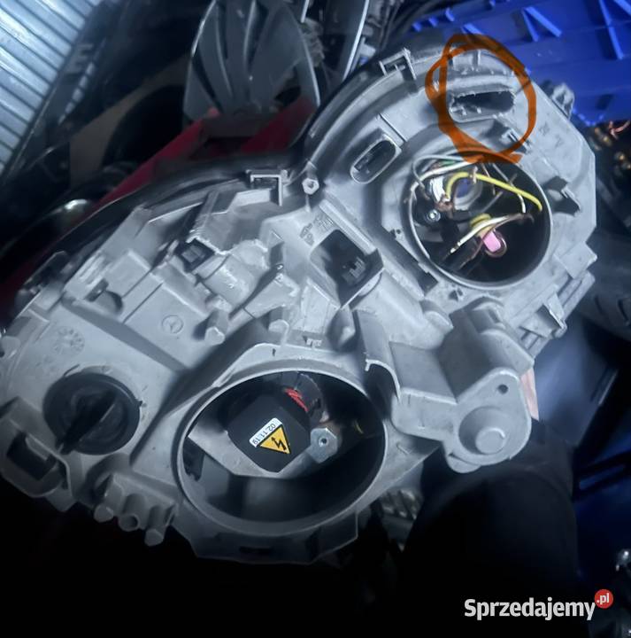 Sprzedam lampę lewą Mercedes w203 xenon osobowe Gębice