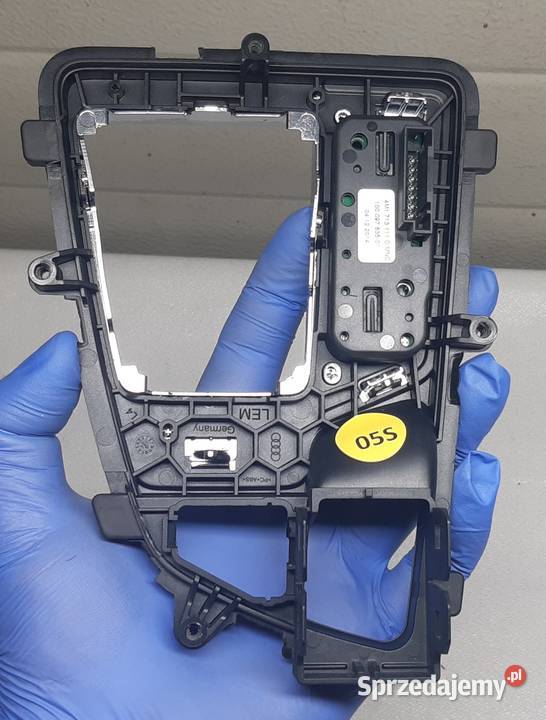 RAMKA PANEL GAŁKI BIEGÓW AUDI Q7 4M 4M1713111D Mielęcin
