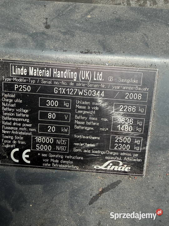 wózek terminalowy LINDE P250 ciągnik elektryczny Działoszyn
