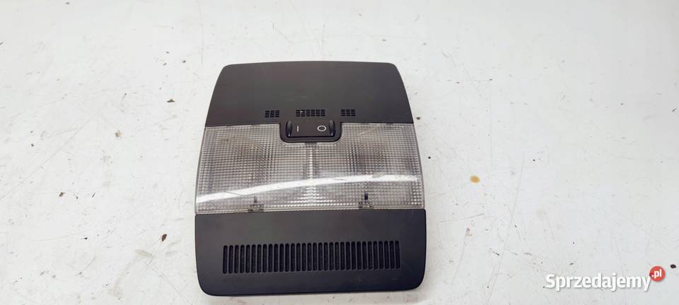 LAMPKA PODSUFITKI AUDI A3 8P S LINE 8P0947135D 6 Przystajń