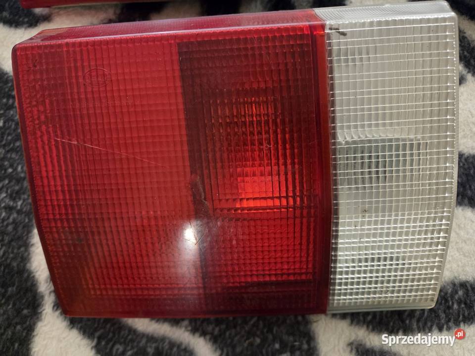 Lampy Audi 80 B4 sedan seima italiana hella dolnośląskie Legnica sprzedam
