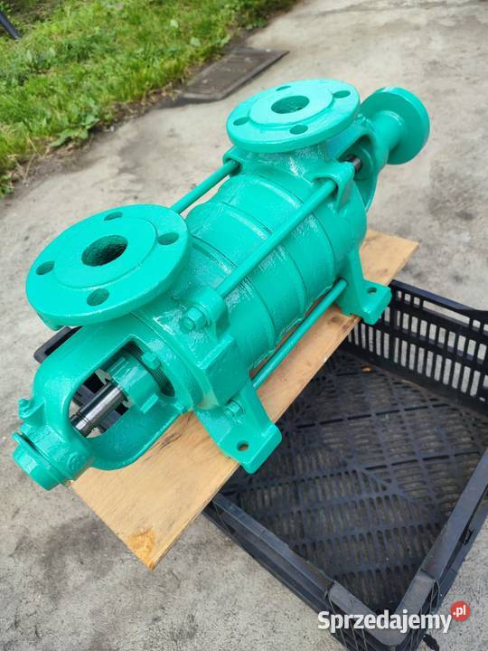 lampa WSK WFM z bocznymi śrubami Rumia