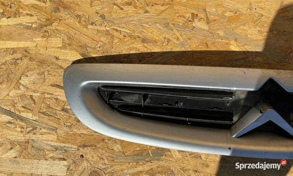 ATRAPA CHŁODNICZA GRILL GRIL CHROM CITROEN XSARA osobowe Międzychód
