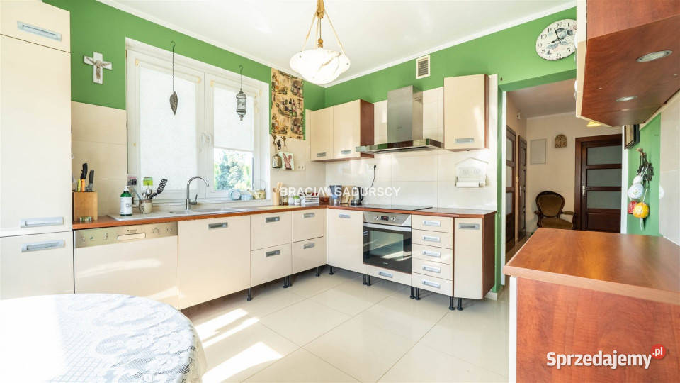 sprzedaży domu wolnostojącego Łapanów 166m2 Rok budowy 2010 Sprzedaż