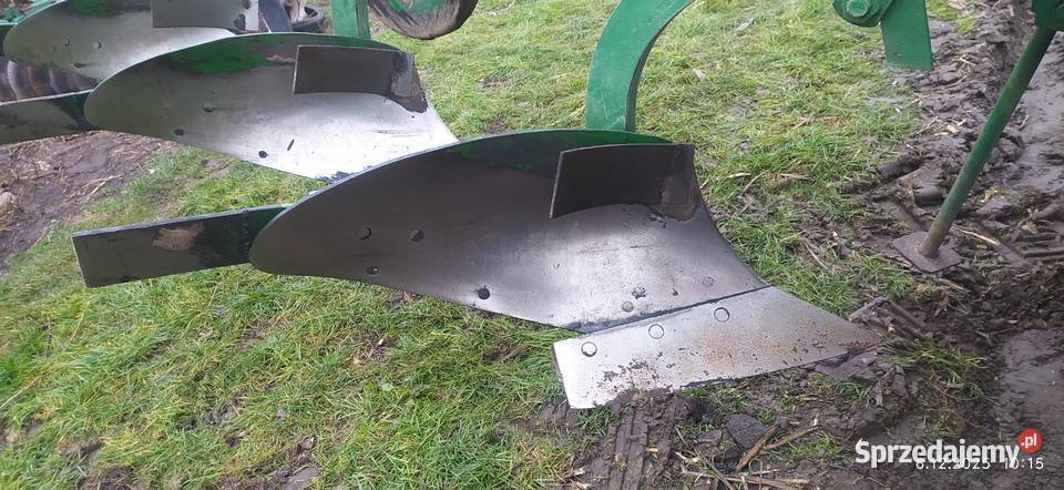 Pług 3 skibowy zagonowy