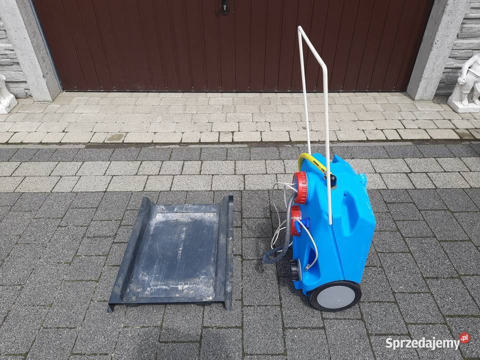 Baniak pojemnik na czystą wodę do przyczepy Skokowa