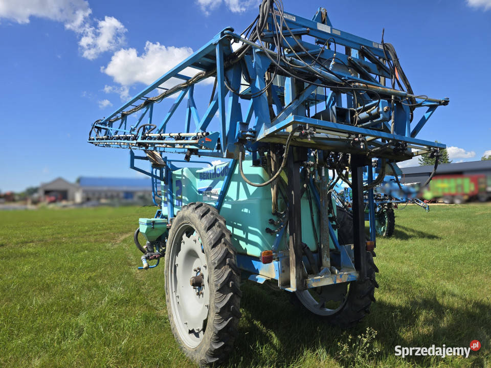Opryskiwacz BERTHOUD MACK 32 DPA 3200 L 26 m warmińsko-mazurskie sprzedam
