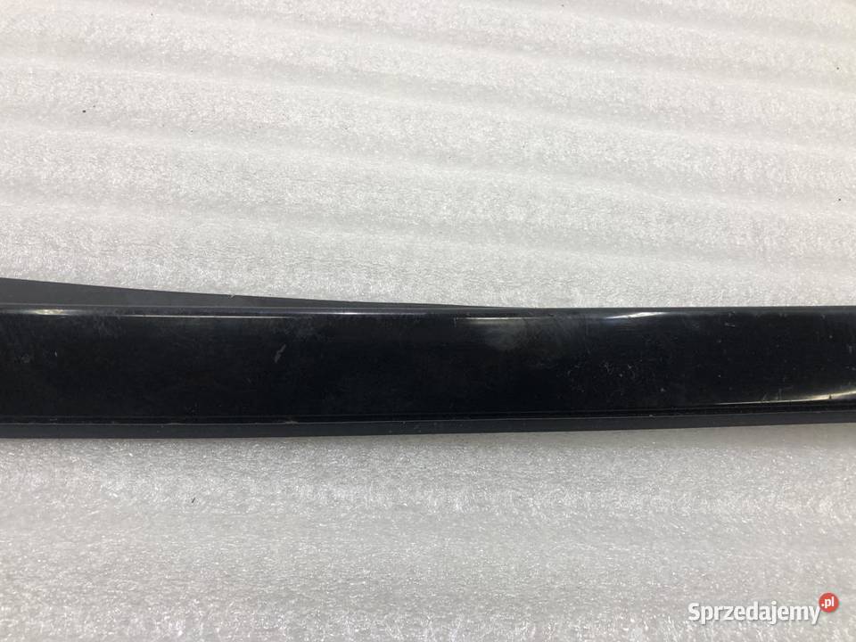 LISTWA ZGARNIAJĄCA LEWA DACIA DUSTER II