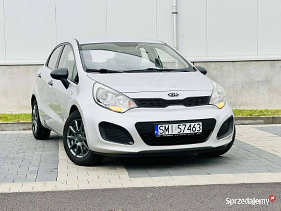 Kia Rio 12 benz serwisie Gwarancja III 2011 gniazdo AUX śląskie sprzedam