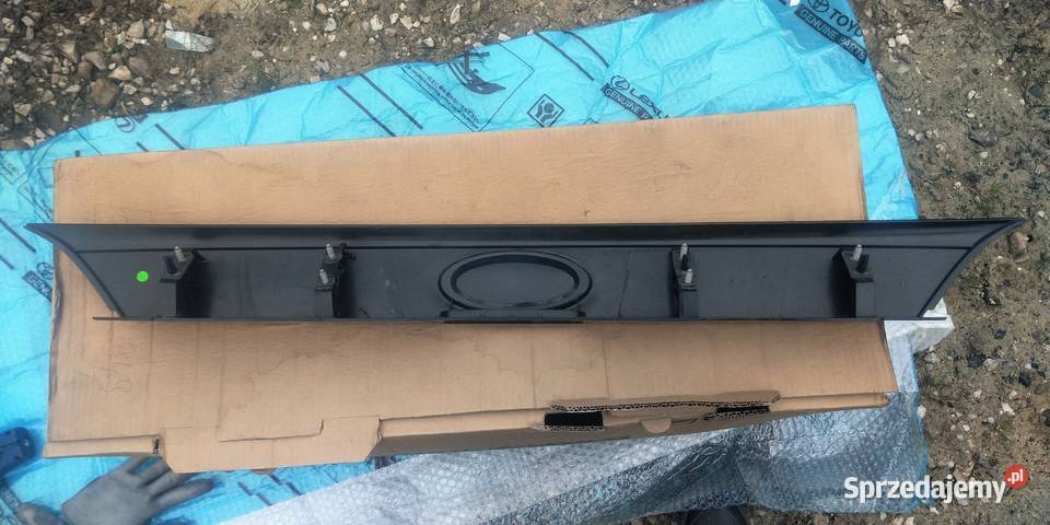 Ford Focus MK III listwa blenda pokry bagażnika Łódź