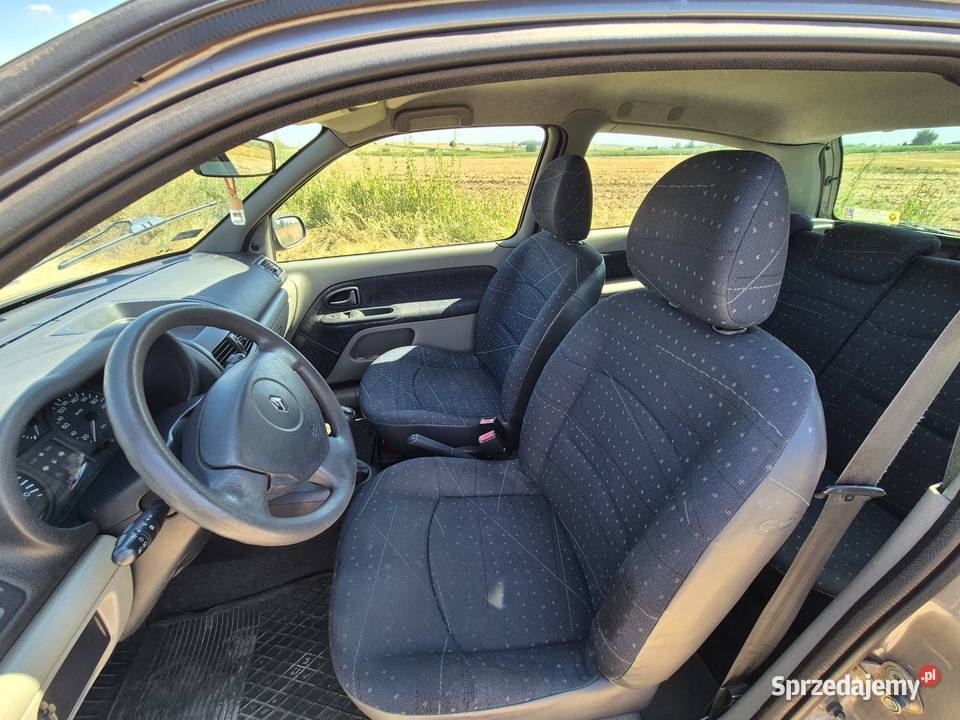 RENAULT CLIO 2002 r 207 453 PRZEBIEGU 3500