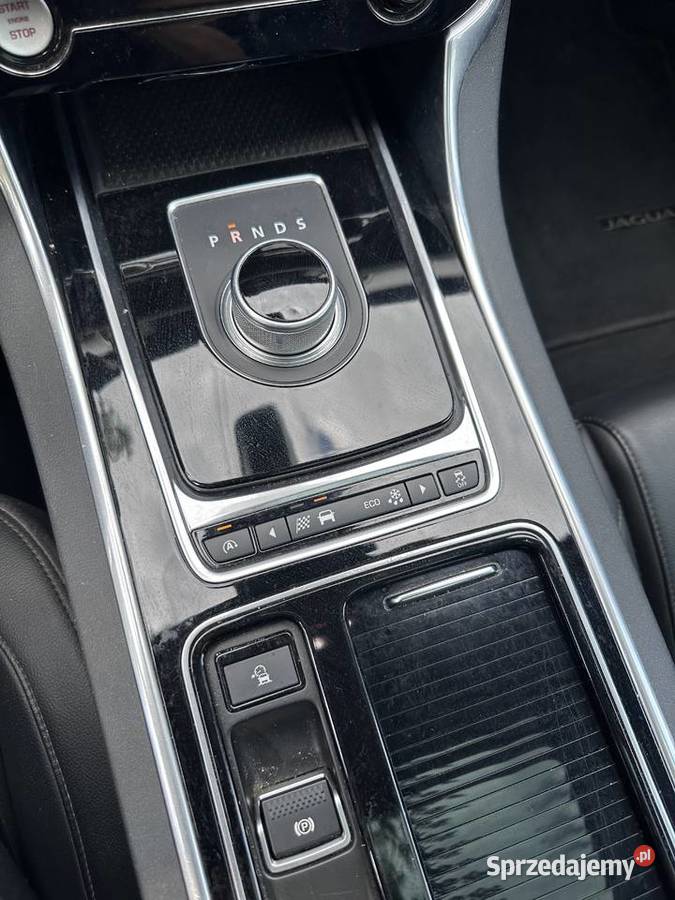 Jaguar XF 30 benz380 automat bogate wysposazenie XF Łódź