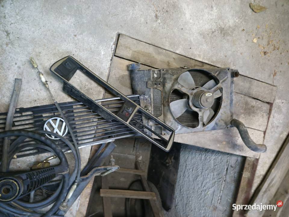 Skrzynia biegów VW Jetta przedni grill chłodnica Elementy napędu Lubichowo