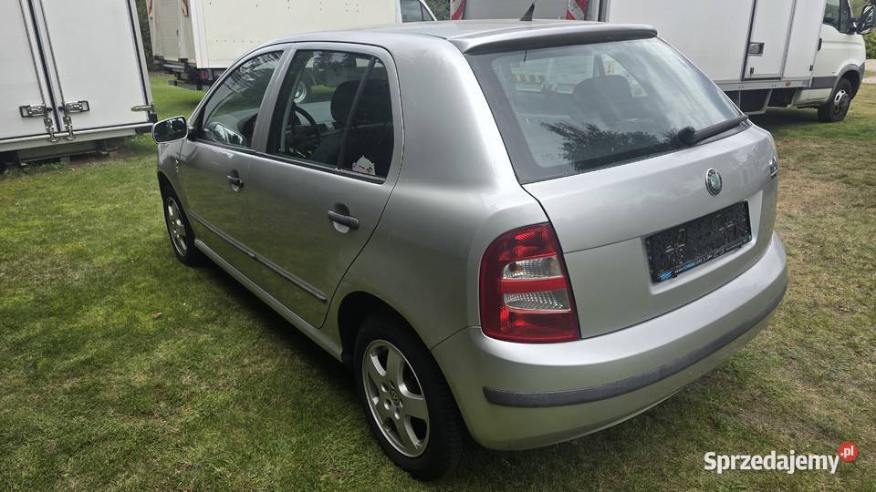 Środa Fabia 14 benzyna 144 tysiące przebiegu Fabia