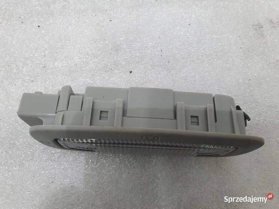 LAMPKA OŚWIETLENIE KABINY SUZUKI SX4 SCROSS