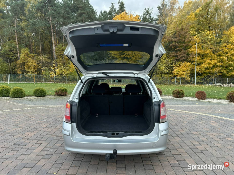 Opel Astra ładna H 20042014 Rok produkcji 2009 Lipówki