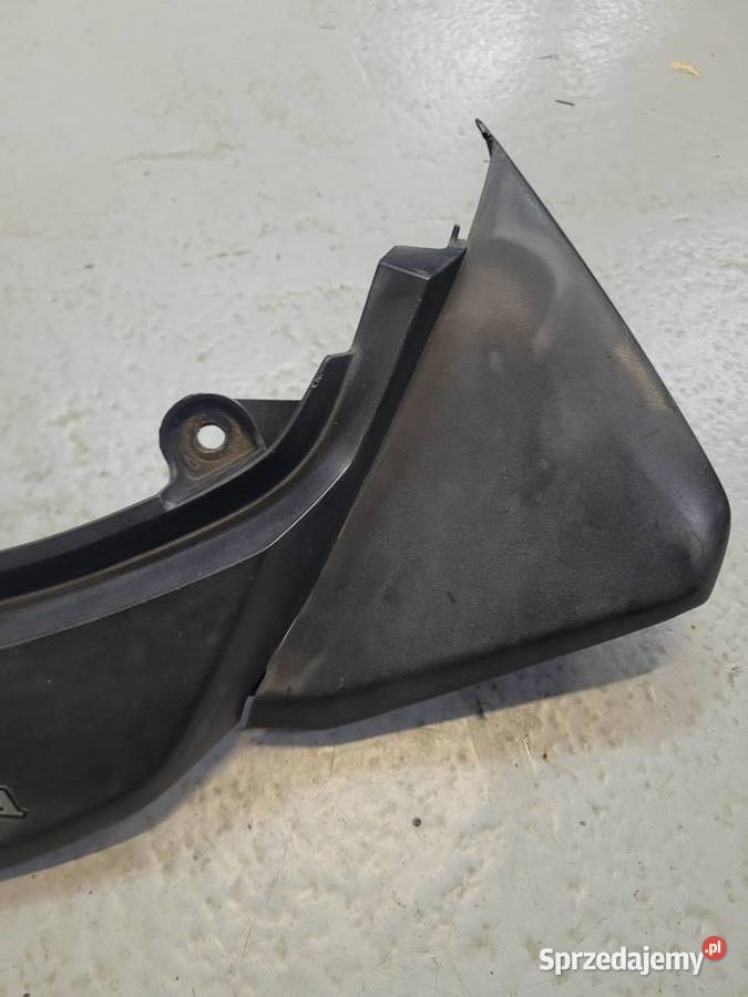 Honda VFR 1200 F osłona lampy tył plastik Nowy Tomyśl