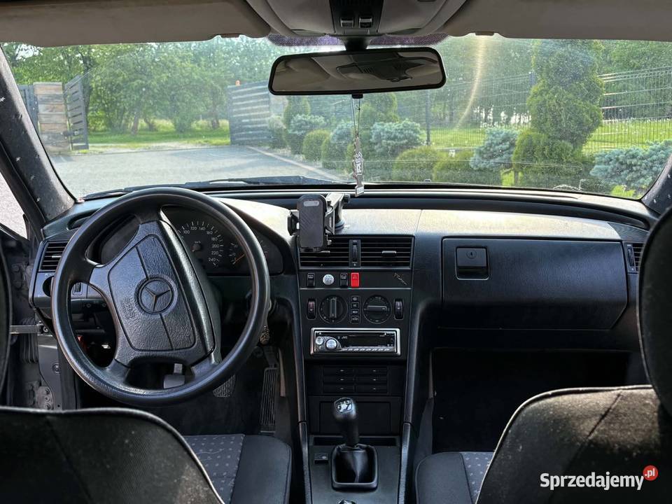 Sprzedam Mercedesa W202 Esprit 18 LPG czarny