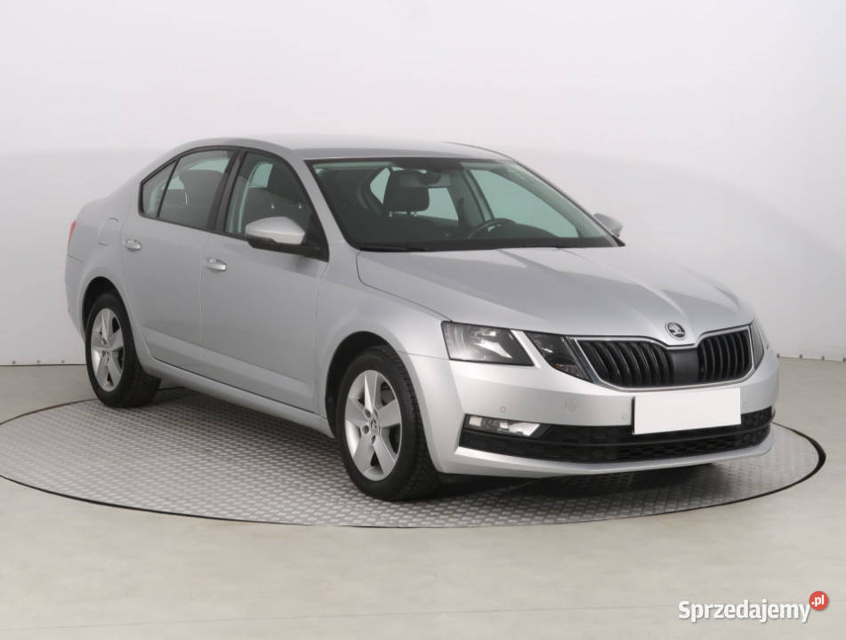 Skoda Octavia 16 TDI światła do jazdy dziennej Piaseczno